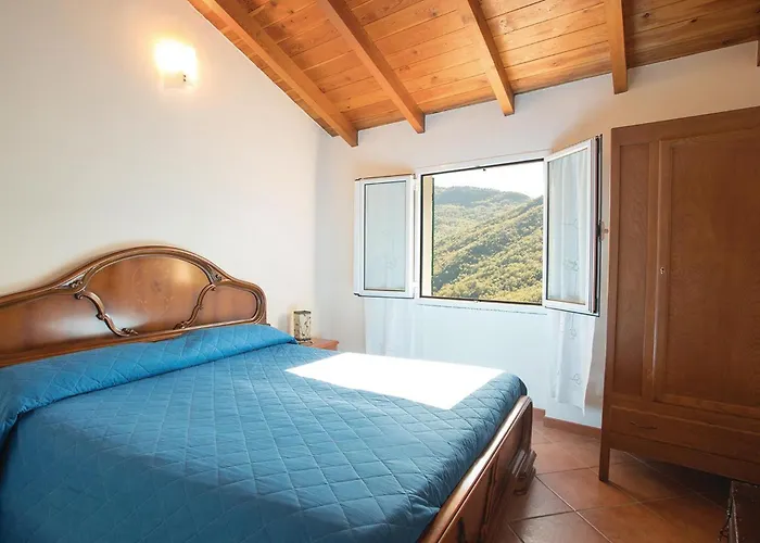Holiday home Borgo Degli Ulivi Degna